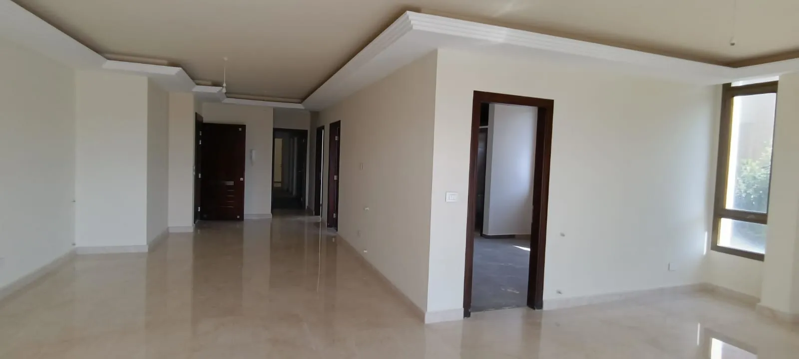 Spacious Apartment for Sale In Shayle — الصورة 2