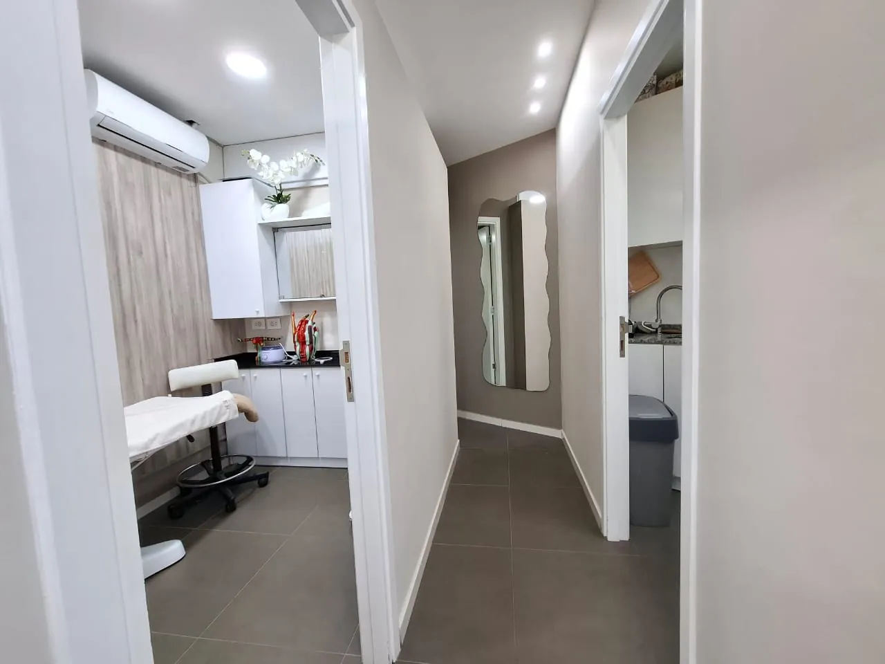 50 Square Meter Decorated Shop for Rent In Kaslik — الصورة 10