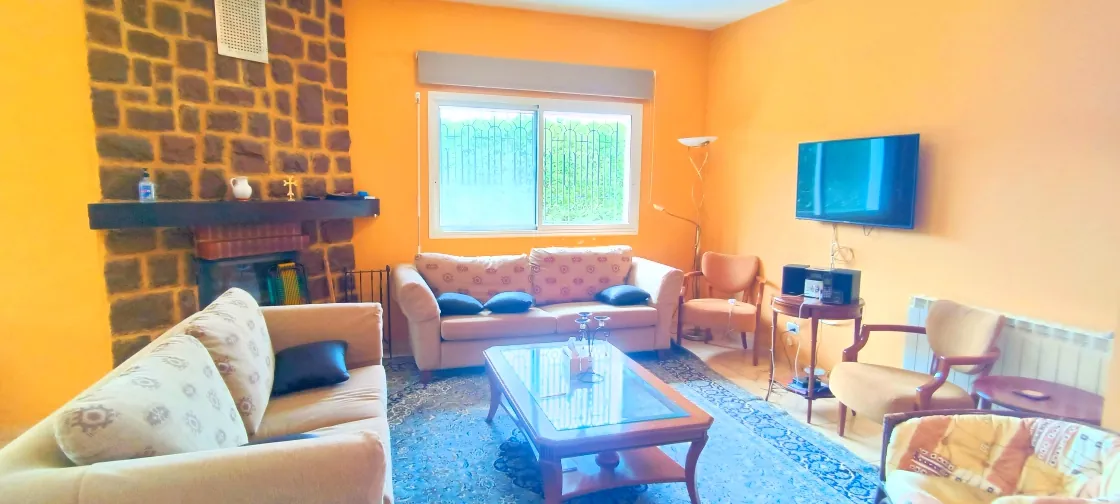 Stand Alone House With Land for Sale In Wata El Joz — الصورة 6