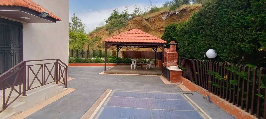 Stand Alone House With Land for Sale In Wata El Joz — الصورة 7