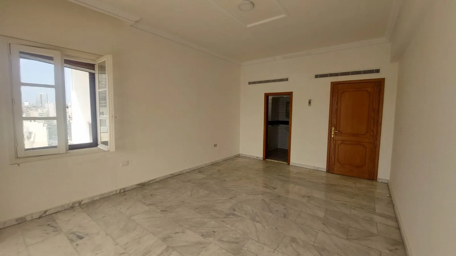 Duplex Rooftop for Rent in Zoukak El Blat, Down Town — الصورة 10