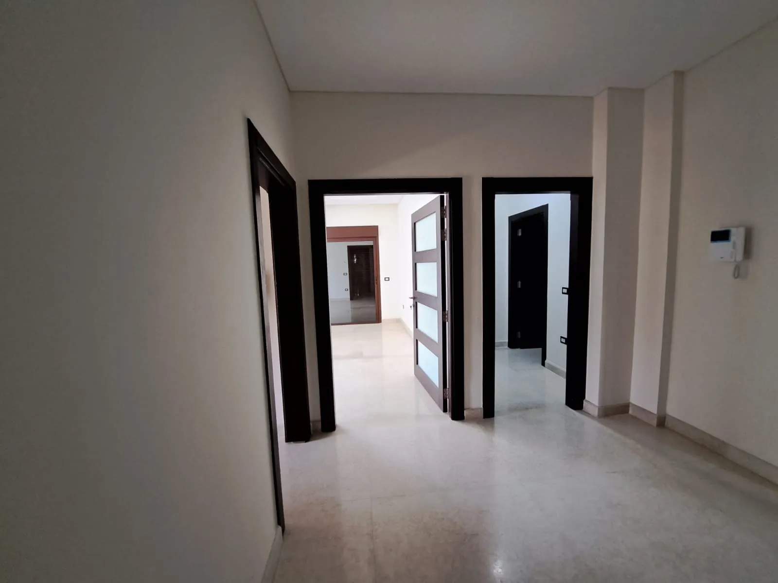 Spacious Apartment for Sale in Hboub — الصورة 3