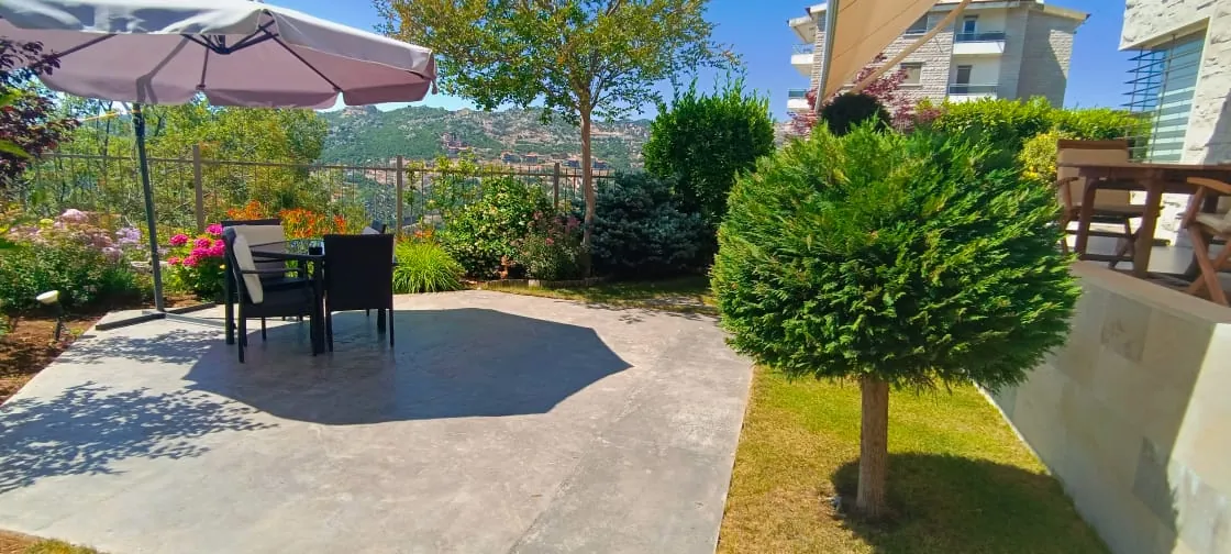 Villa for Sale In Faytroun With Garden and Terrace — الصورة 2