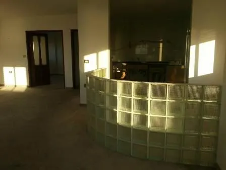 Spacious Apartment for Sale in An Old Building in Blat, Jbeil — الصورة 3