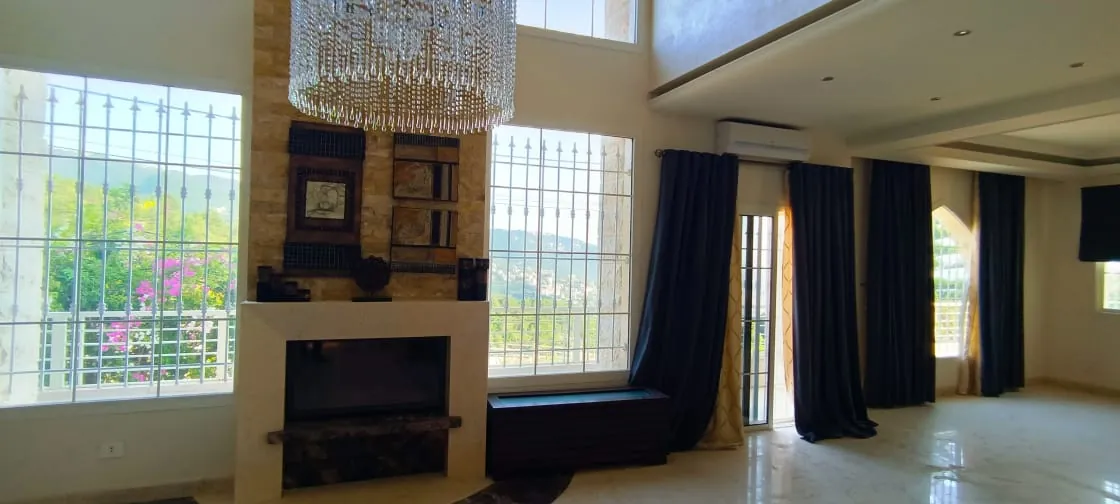 Villa With Garden and Panoramic Sea View for Rent In Fatqa — الصورة 4