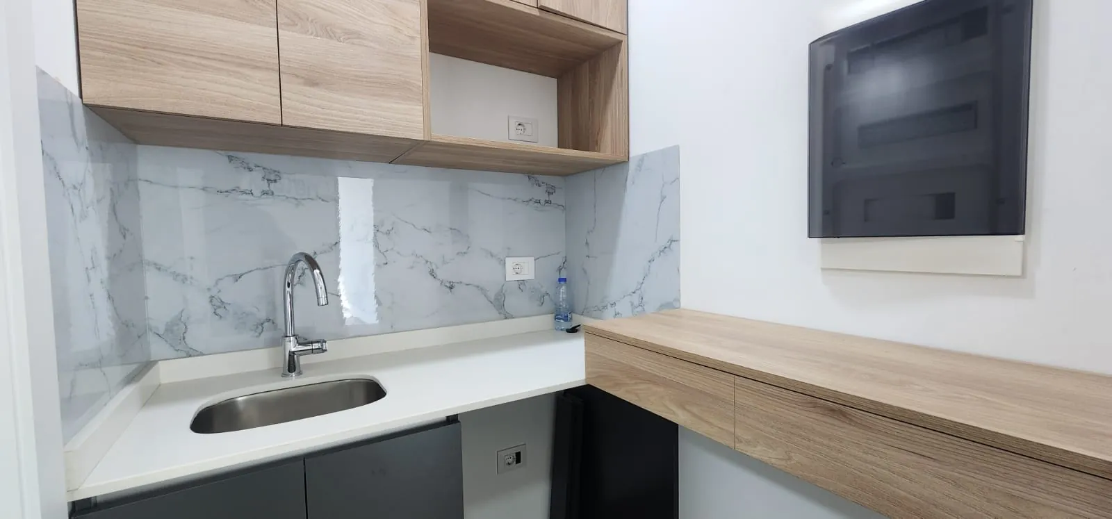 Ready To Move Office for Rent In Dekweneh — الصورة 3