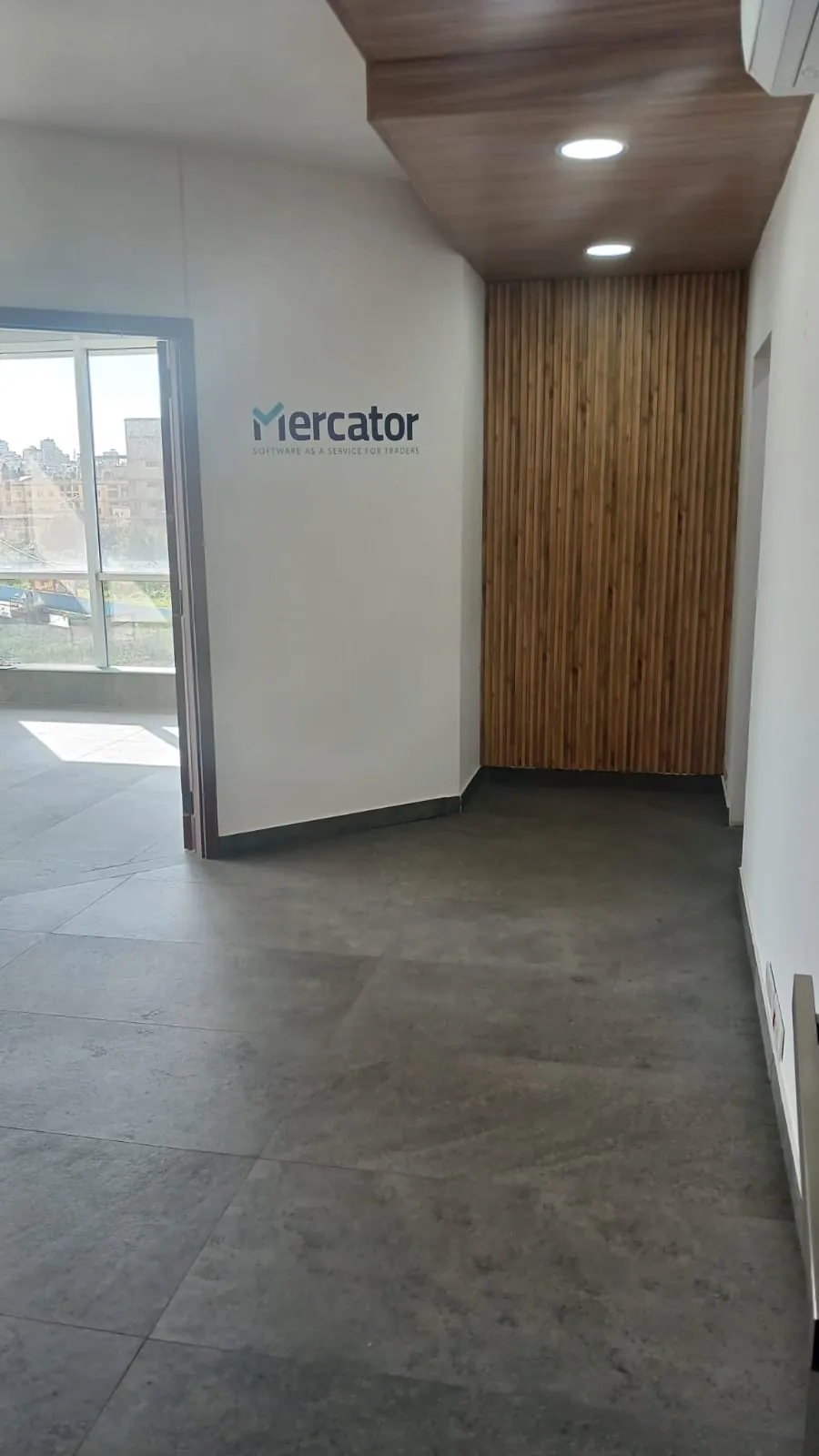 Ready To Move Office for Rent In Dekweneh — الصورة 4