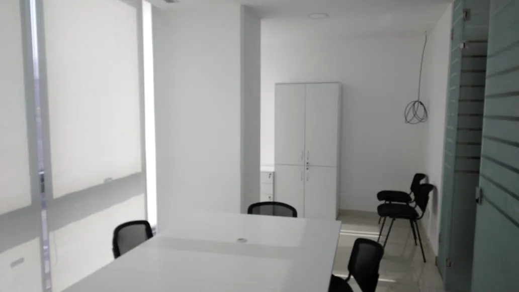 Fully Furnished High-End Office With Panoramic View for Rent In Antelias — photo 5