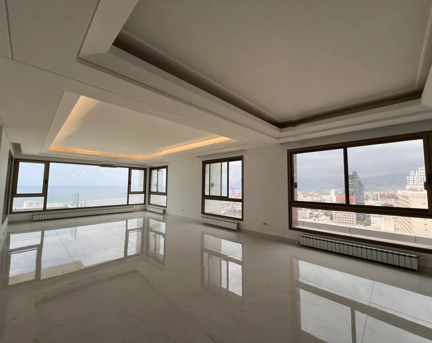 4-Bedroom Apartment with Panoramic Sea View for Sale in Pasteur