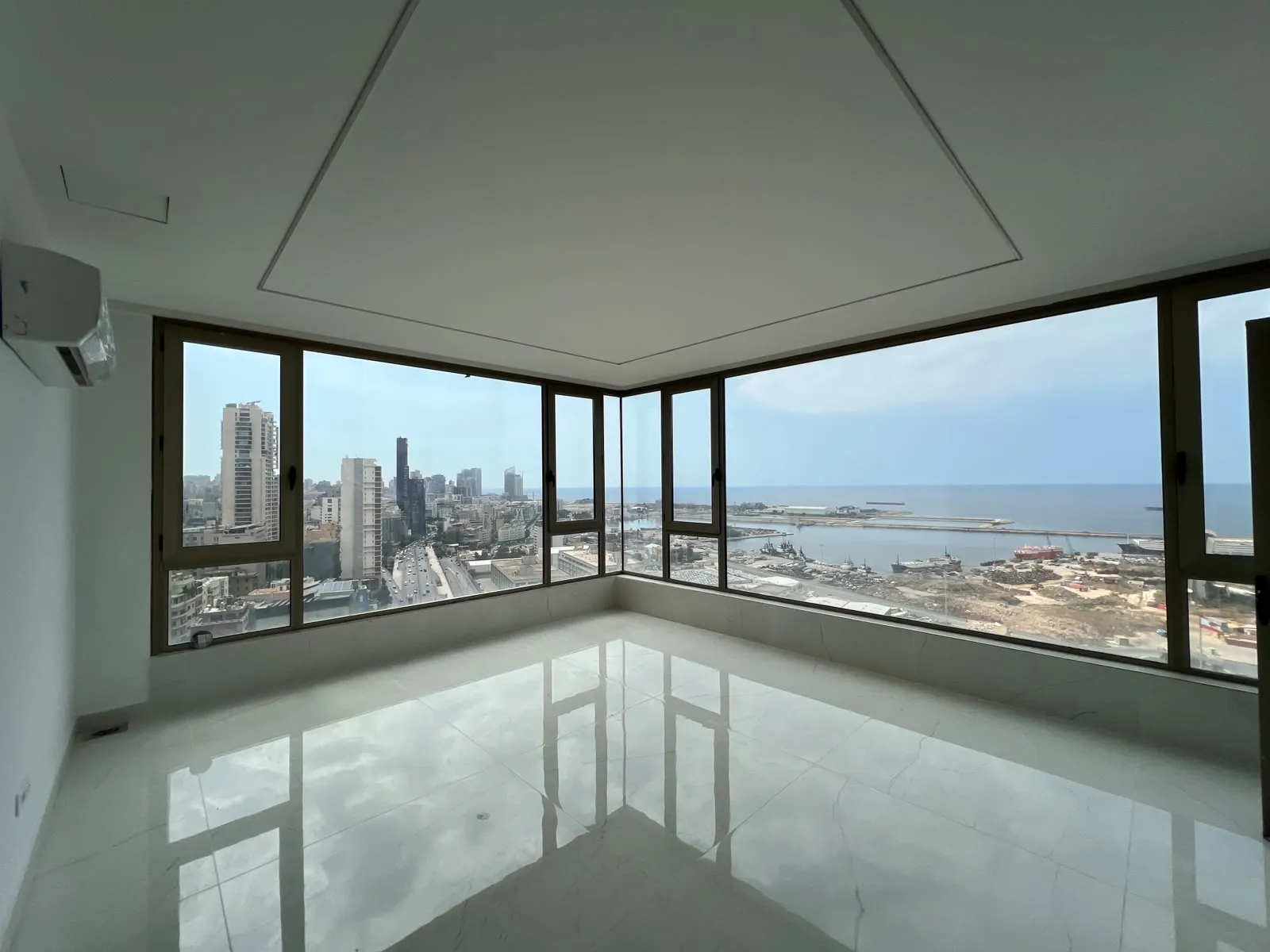 4-Bedroom Apartment with Panoramic Sea View for Sale in Pasteur — الصورة 2