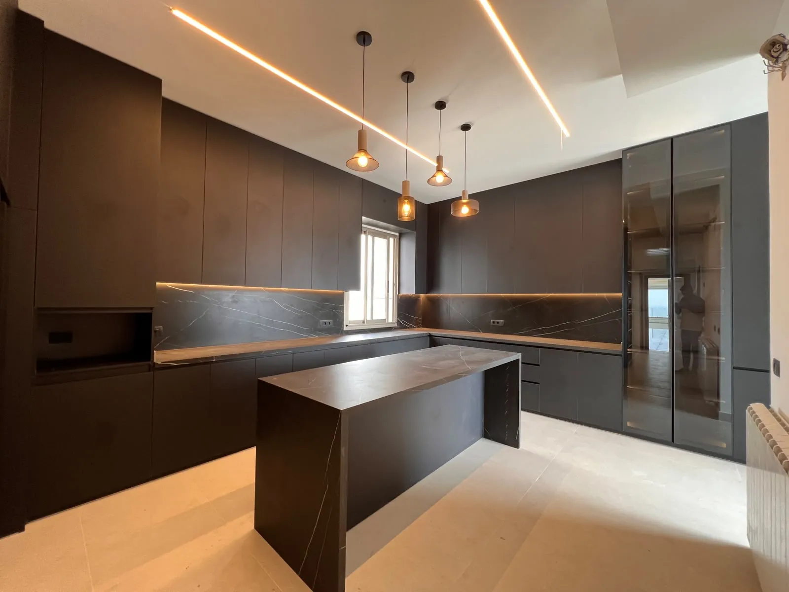 4-Bedroom Apartment with Panoramic Sea View for Sale in Pasteur — الصورة 5
