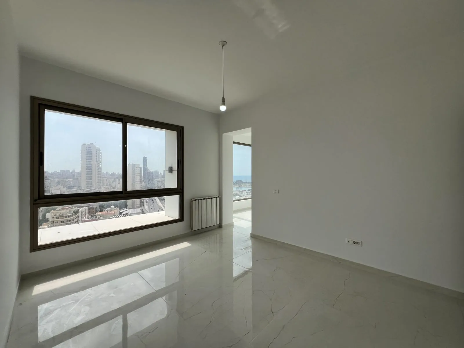 4-Bedroom Apartment with Panoramic Sea View for Sale in Pasteur — الصورة 8