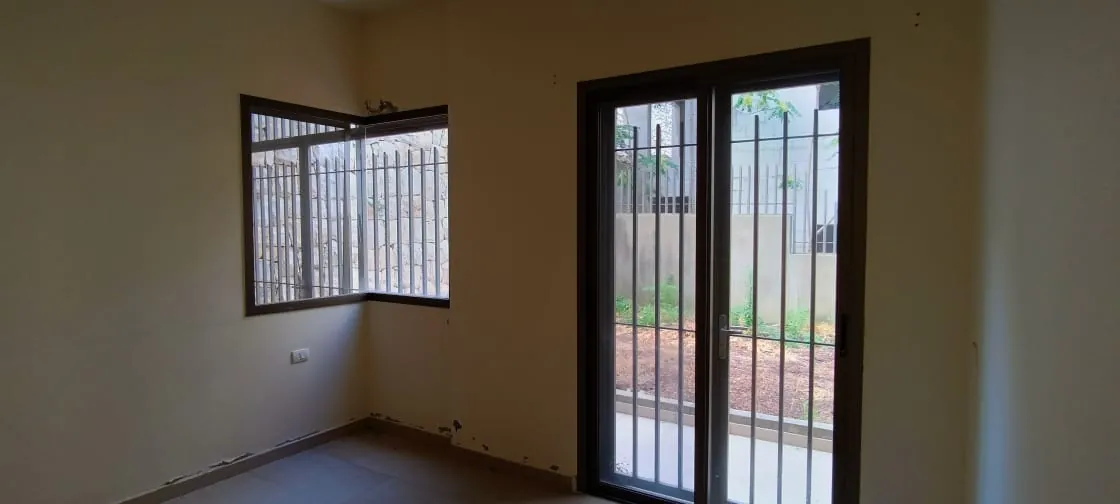 Spacious Apartment with Garden for Sale in Kfarhbeib — الصورة 5