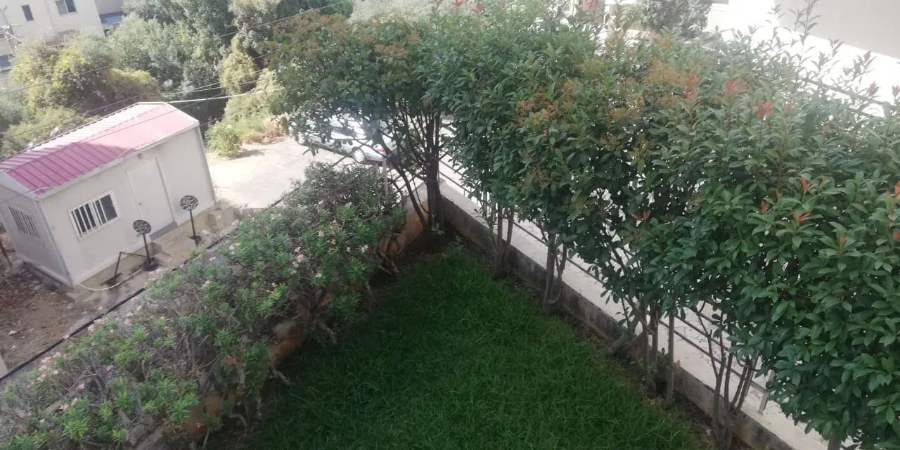 Spacious Apartment With Terrace And Garden for Rent In Mtyaleb — الصورة 4
