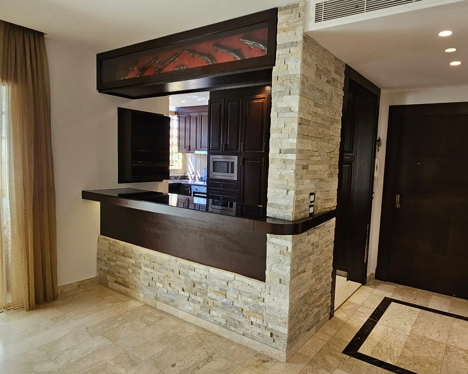 Semi-Furnished Apartment for Rent In Adma — الصورة 6