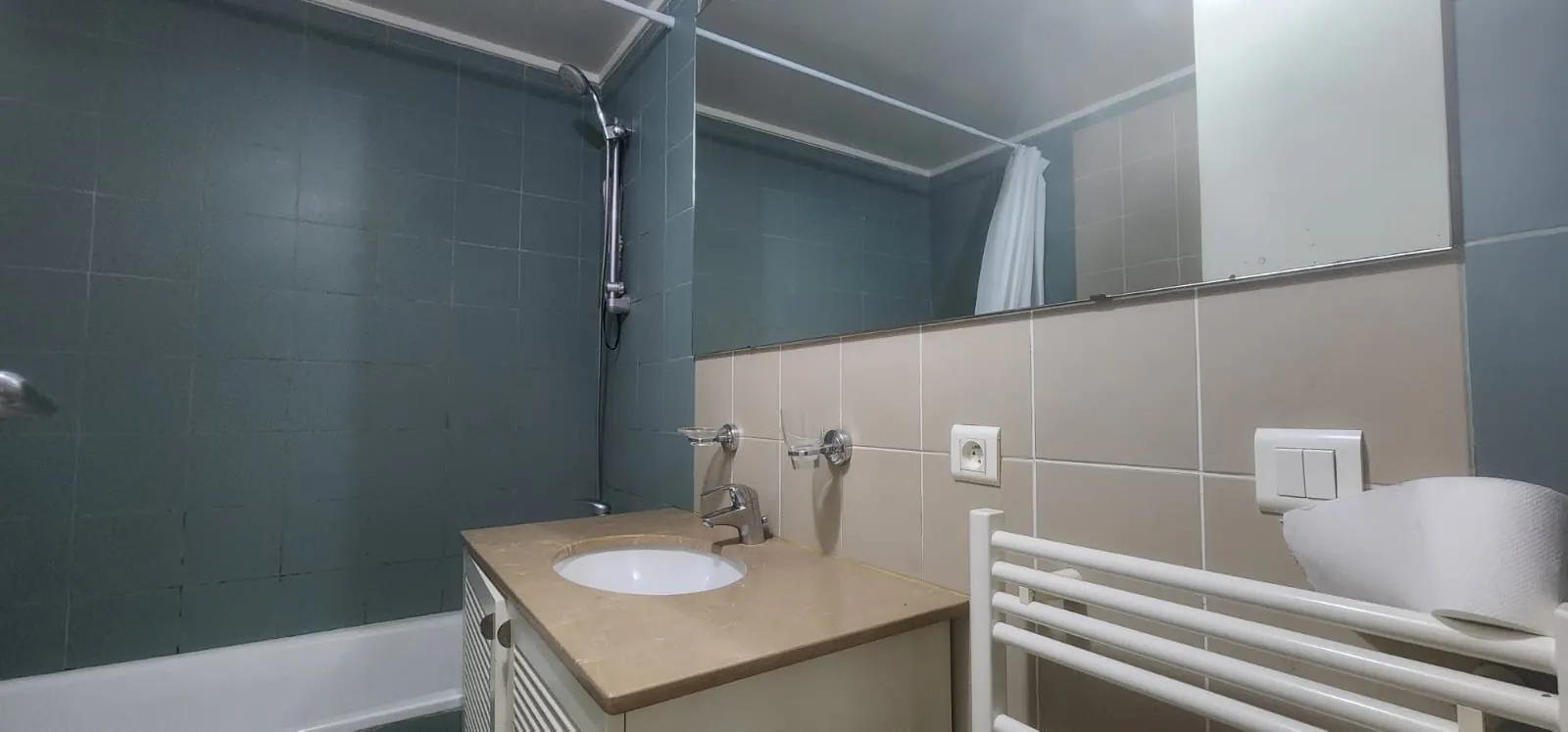Fully Furnished Apartment for Rent in Yarzeh — الصورة 7