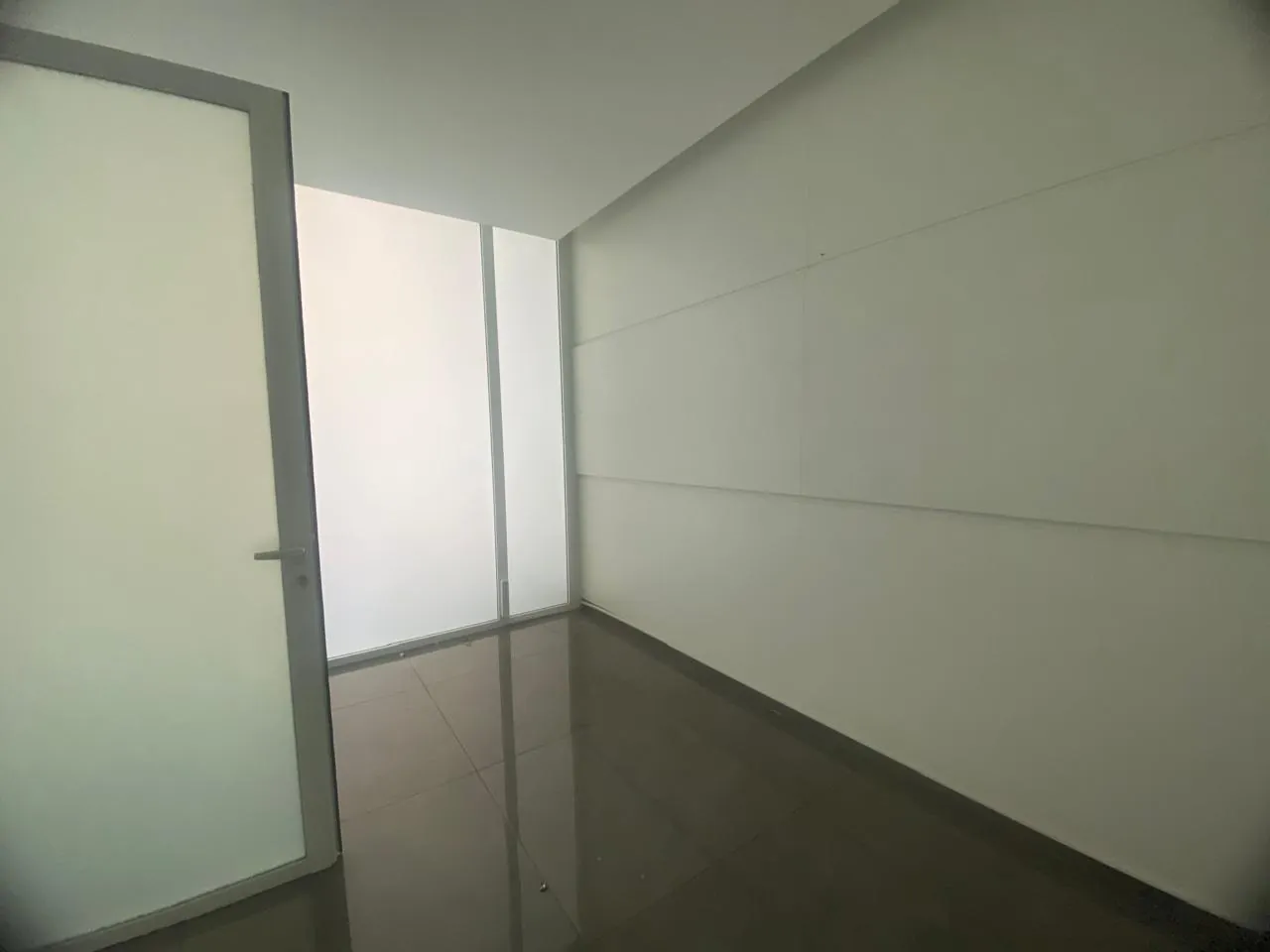 53 SQM Shop for Rent in Down Town — الصورة 3