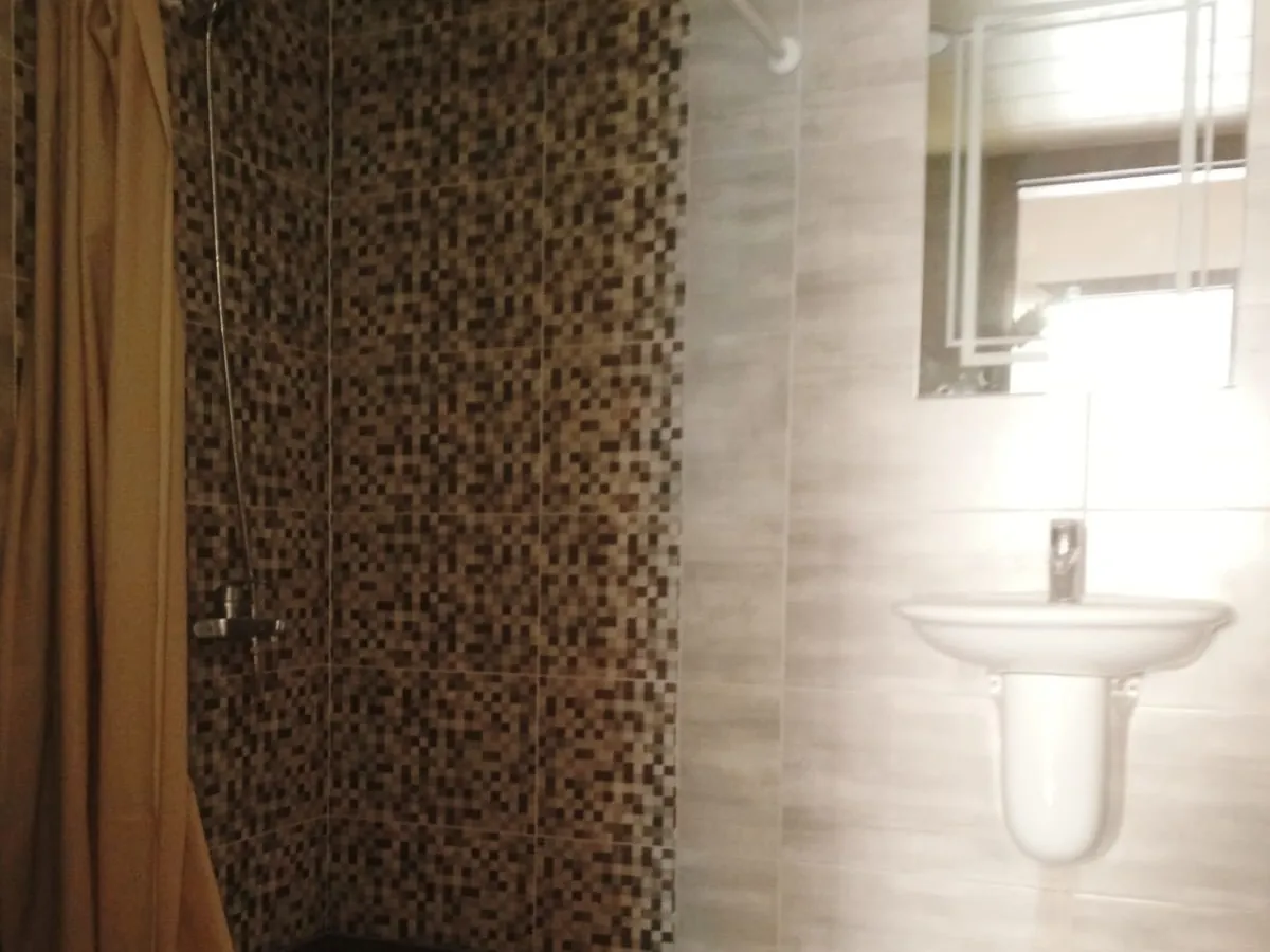 Apartment with Terrace & Partial Sea View for Sale in Jbeil — الصورة 9