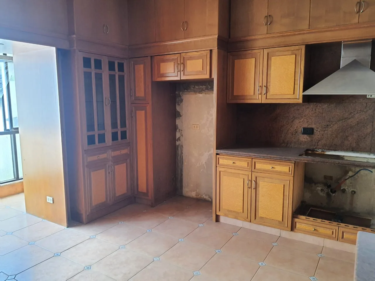 Spacious Duplex for Sale In Mansourieh — الصورة 3