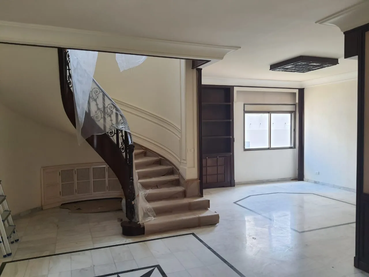 Spacious Duplex for Sale In Mansourieh — الصورة 7