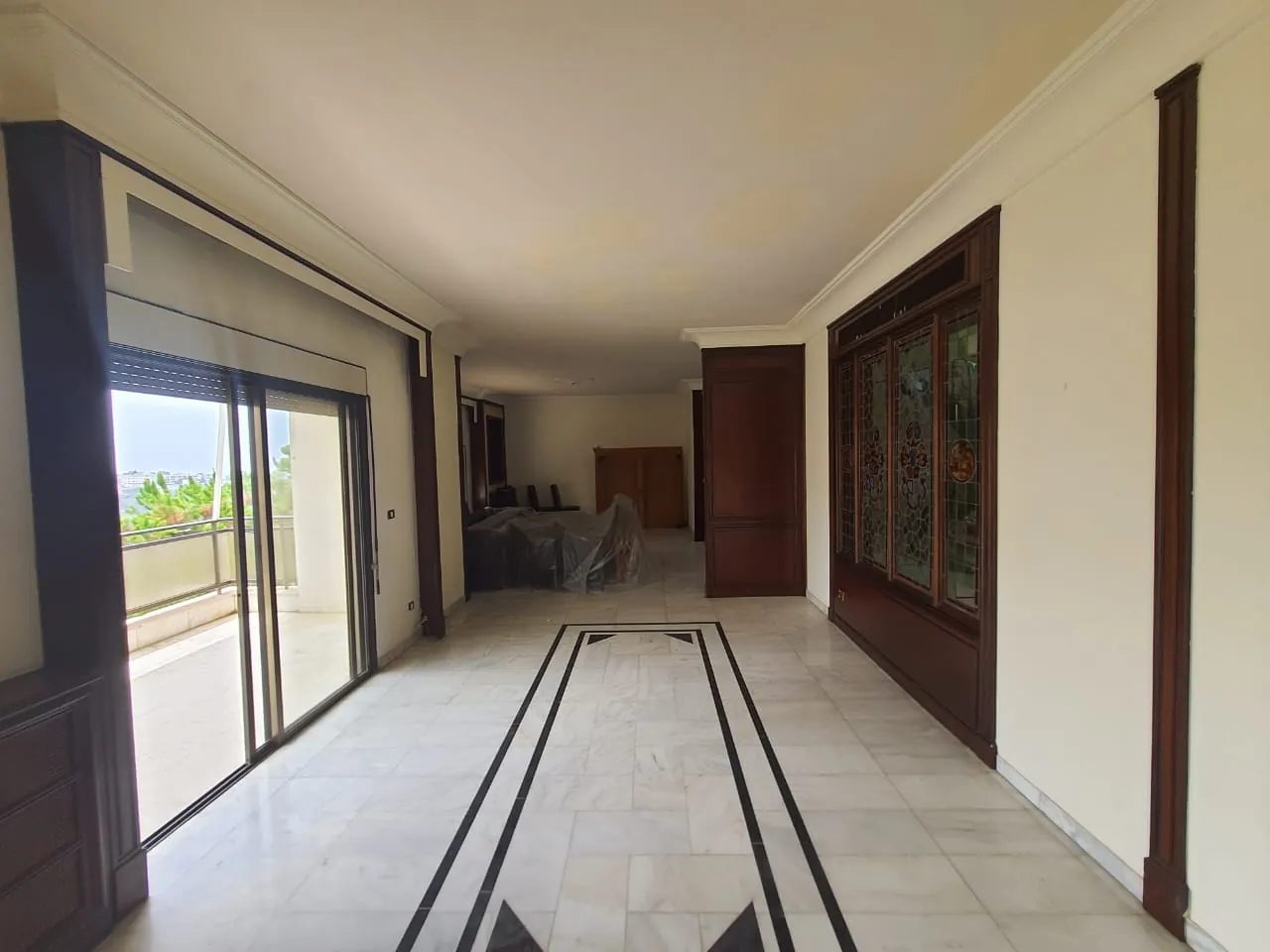 Spacious Duplex for Sale In Mansourieh — الصورة 8