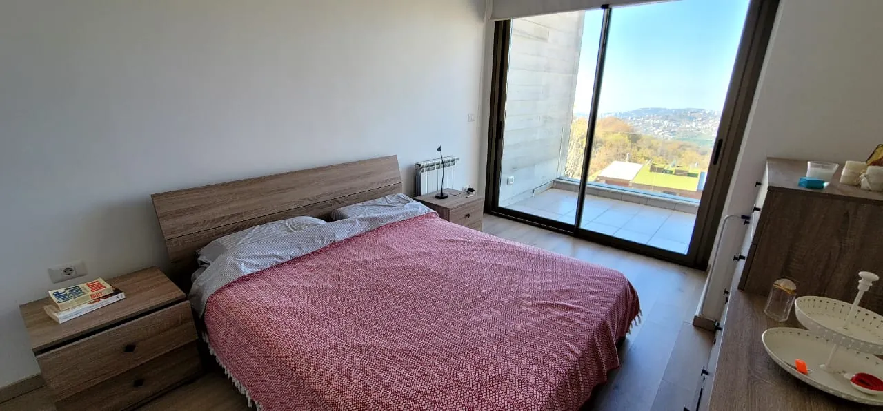 Furnished Chalet With Terrace for Rent in A Well Known Resort in Fakra — الصورة 4