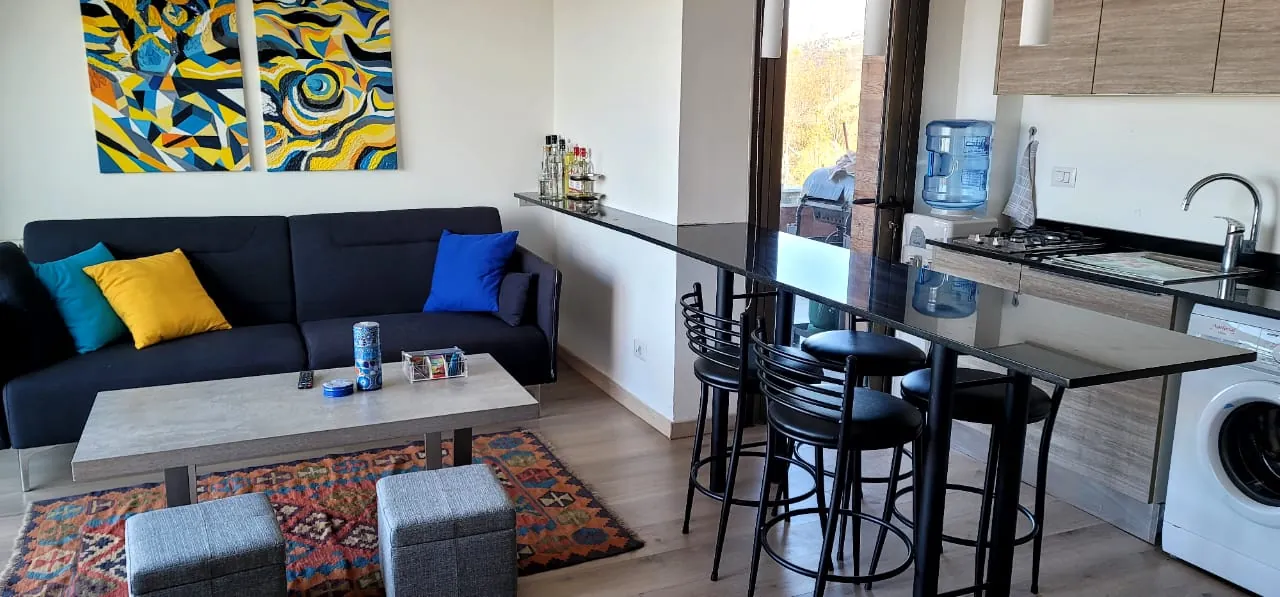 Furnished Chalet With Terrace for Rent in A Well Known Resort in Fakra — الصورة 5