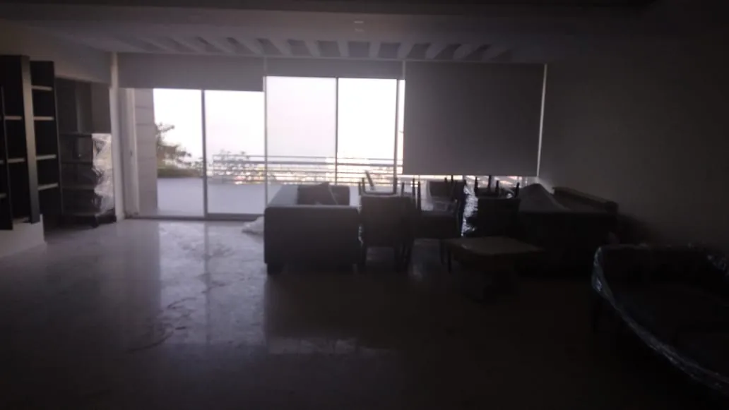 Spacious Modern And Furnished Apartment With Terrace for Rent In Sahel Alma — الصورة 2