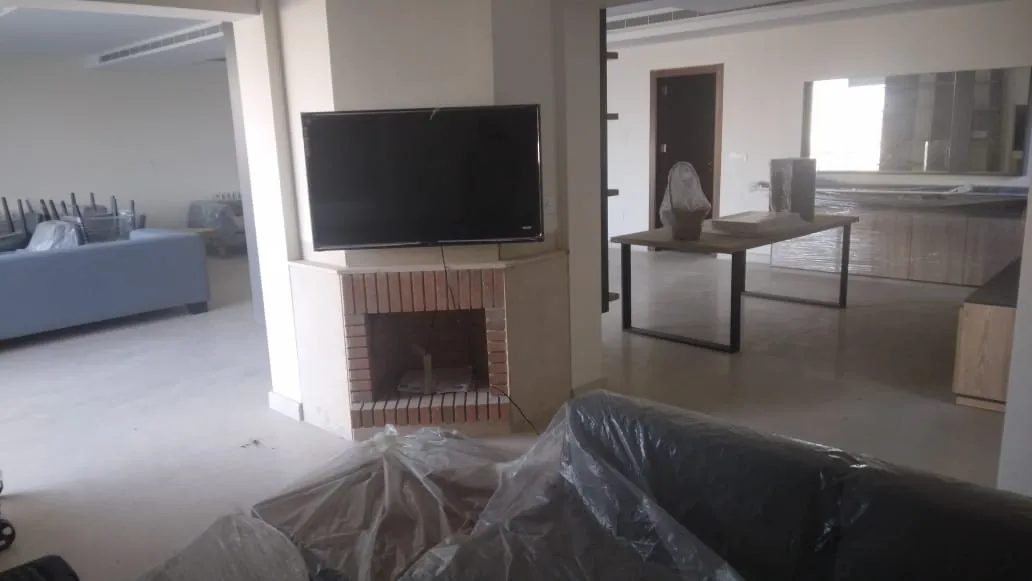 Spacious Modern And Furnished Apartment With Terrace for Rent In Sahel Alma — الصورة 3