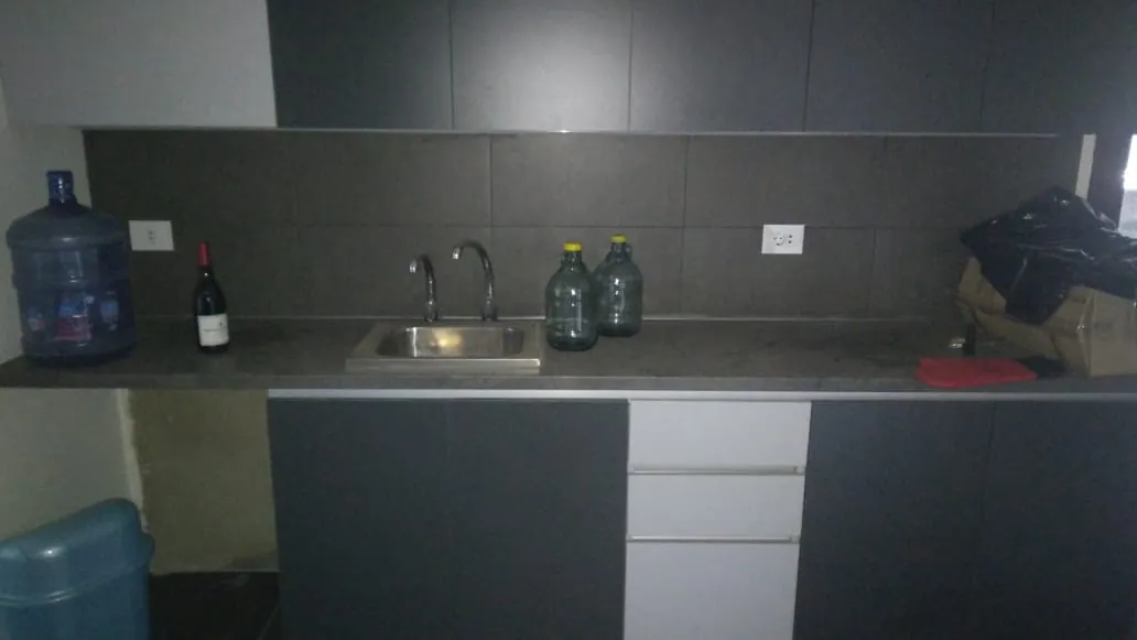 Spacious Modern And Furnished Apartment With Terrace for Rent In Sahel Alma — الصورة 5