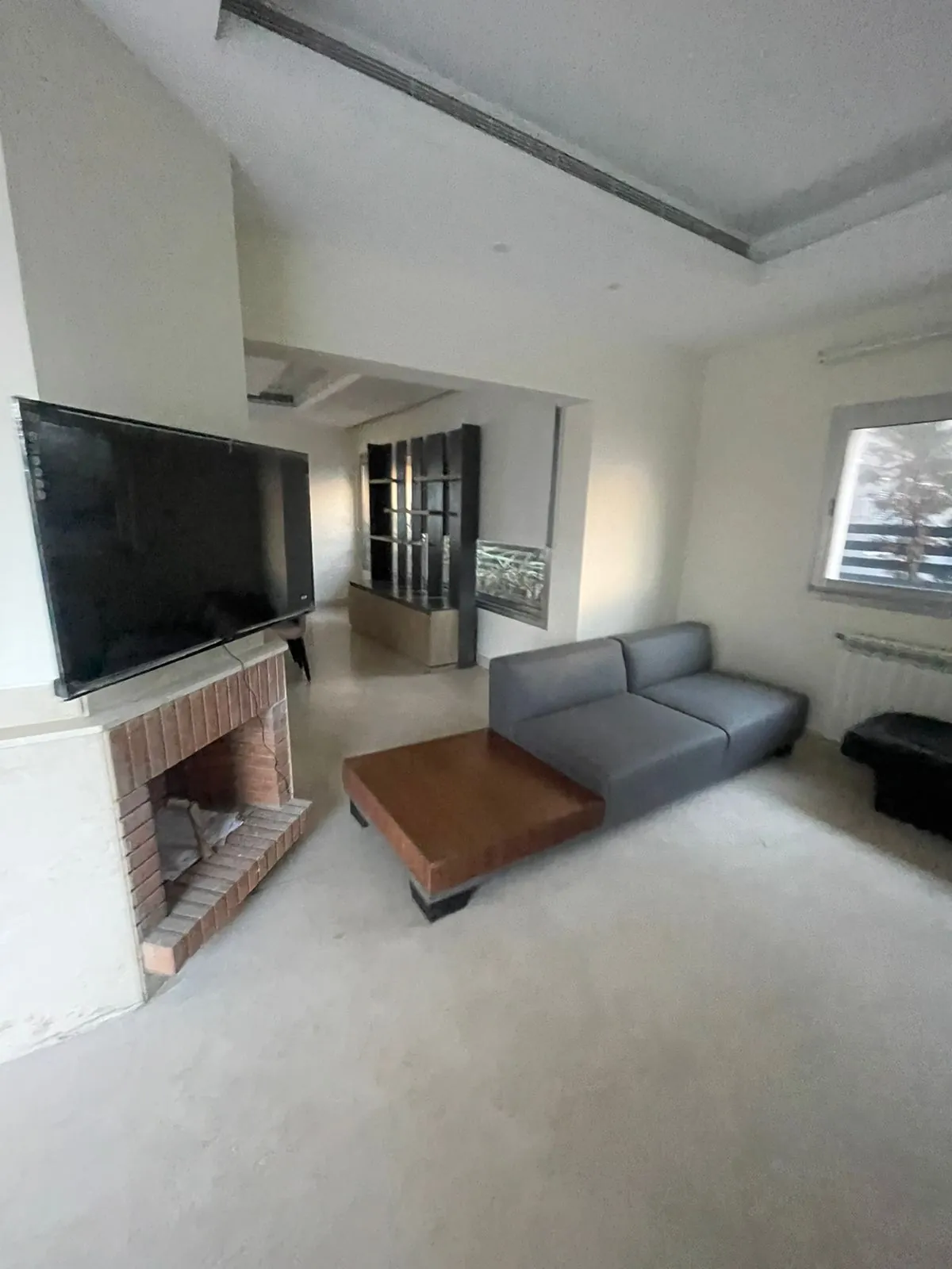 Spacious Modern And Furnished Apartment With Terrace for Rent In Sahel Alma — الصورة 9