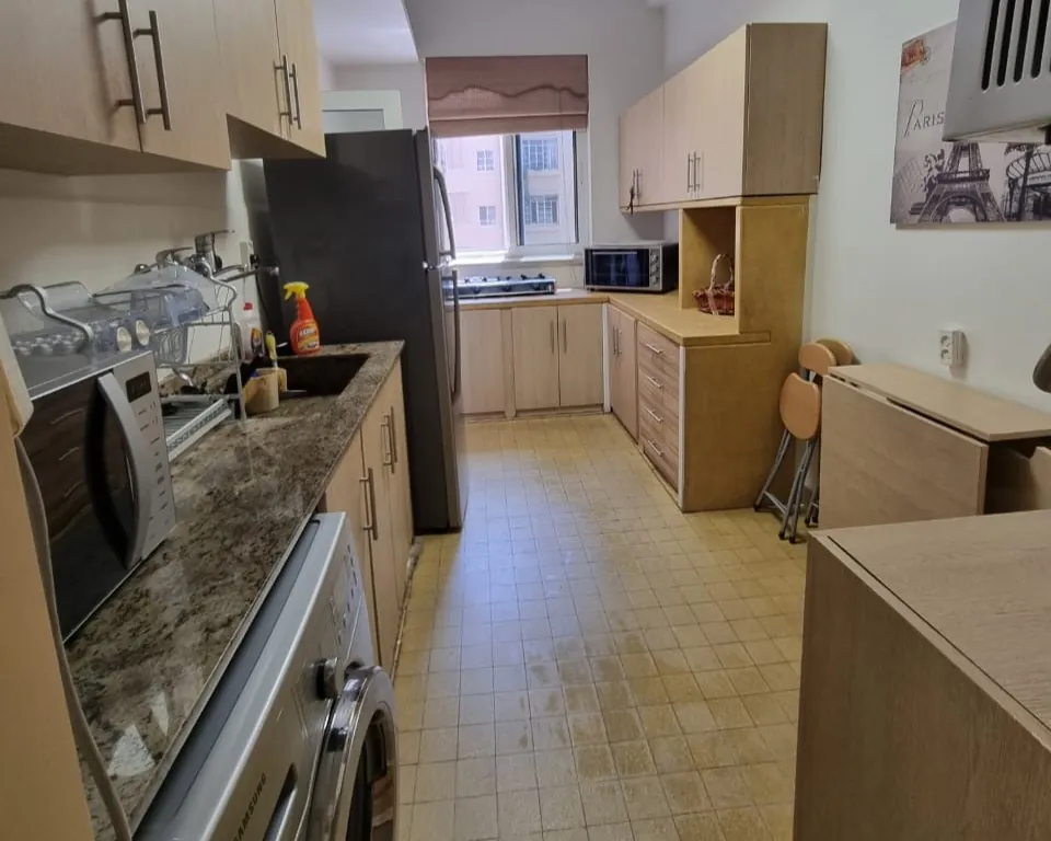 2-Bedroom Furnished Apartment for Rent in Achrafieh — الصورة 3