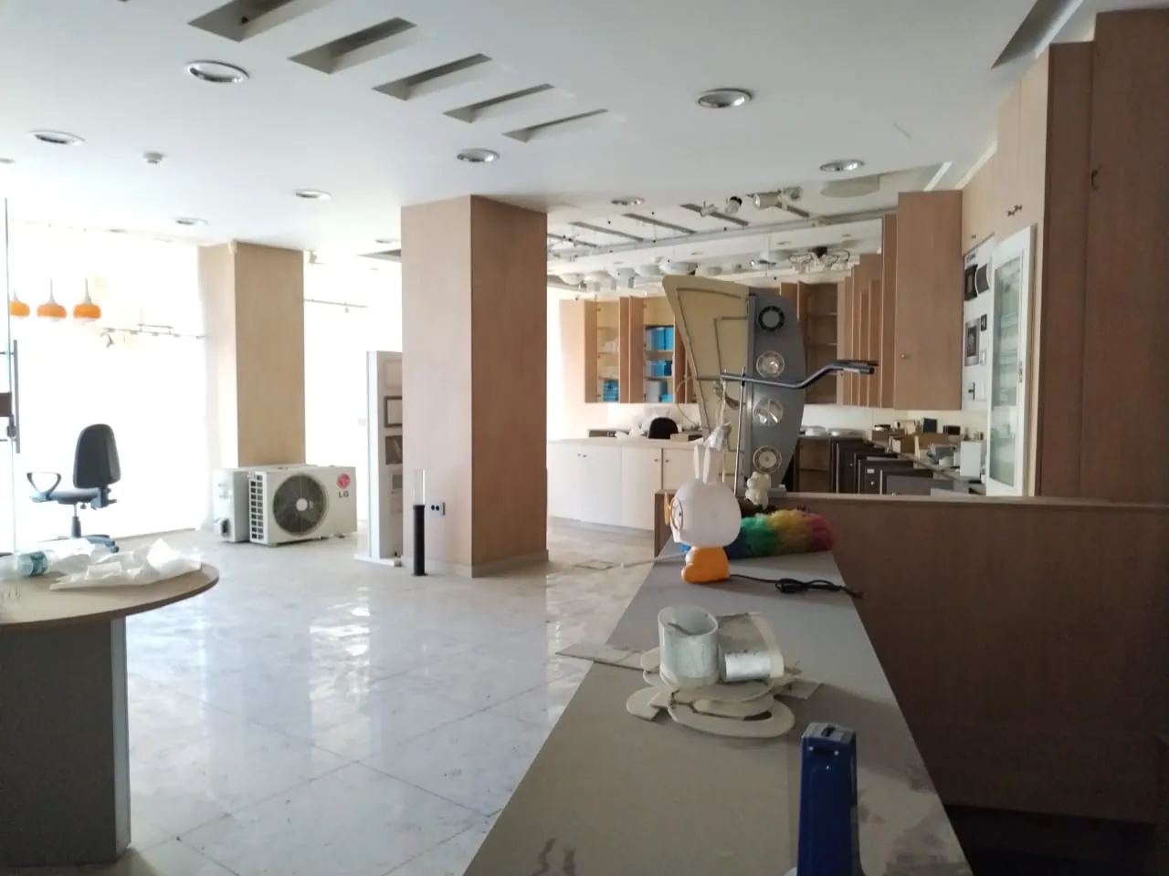 90 SQM Duplex Shop for Rent In Zouk Mikael — الصورة 2