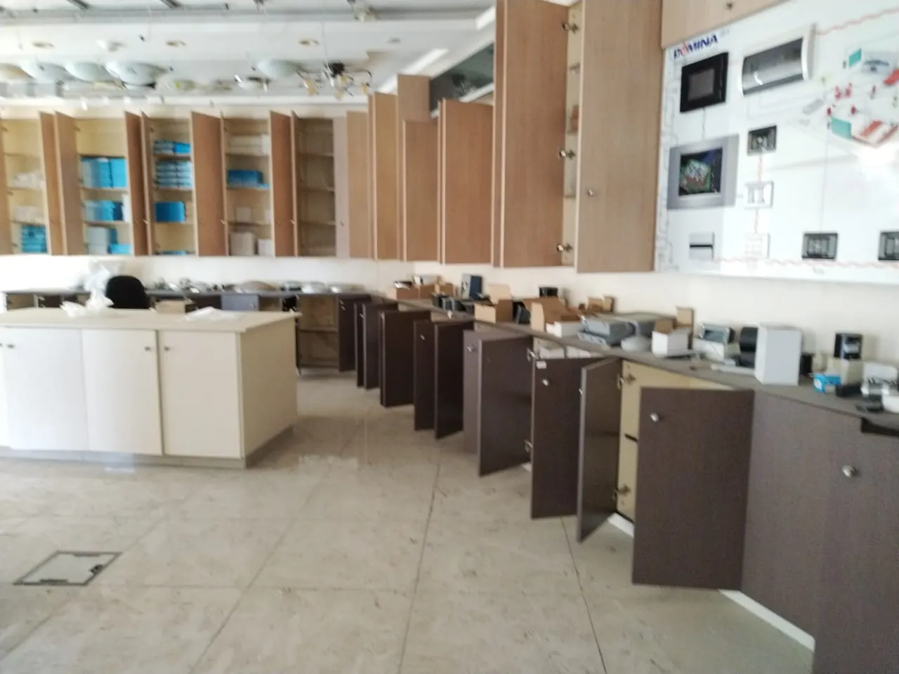 90 SQM Duplex Shop for Rent In Zouk Mikael — الصورة 3