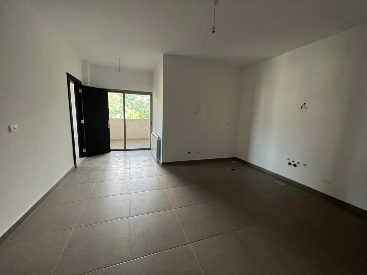 Lovely Deluxe Apartment With Panoramic Seaview for Sale In Kfarhbeib — الصورة 4