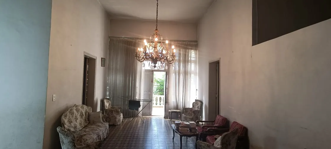 Traditional Old House with Garden for Rent in Jbeil — الصورة 5