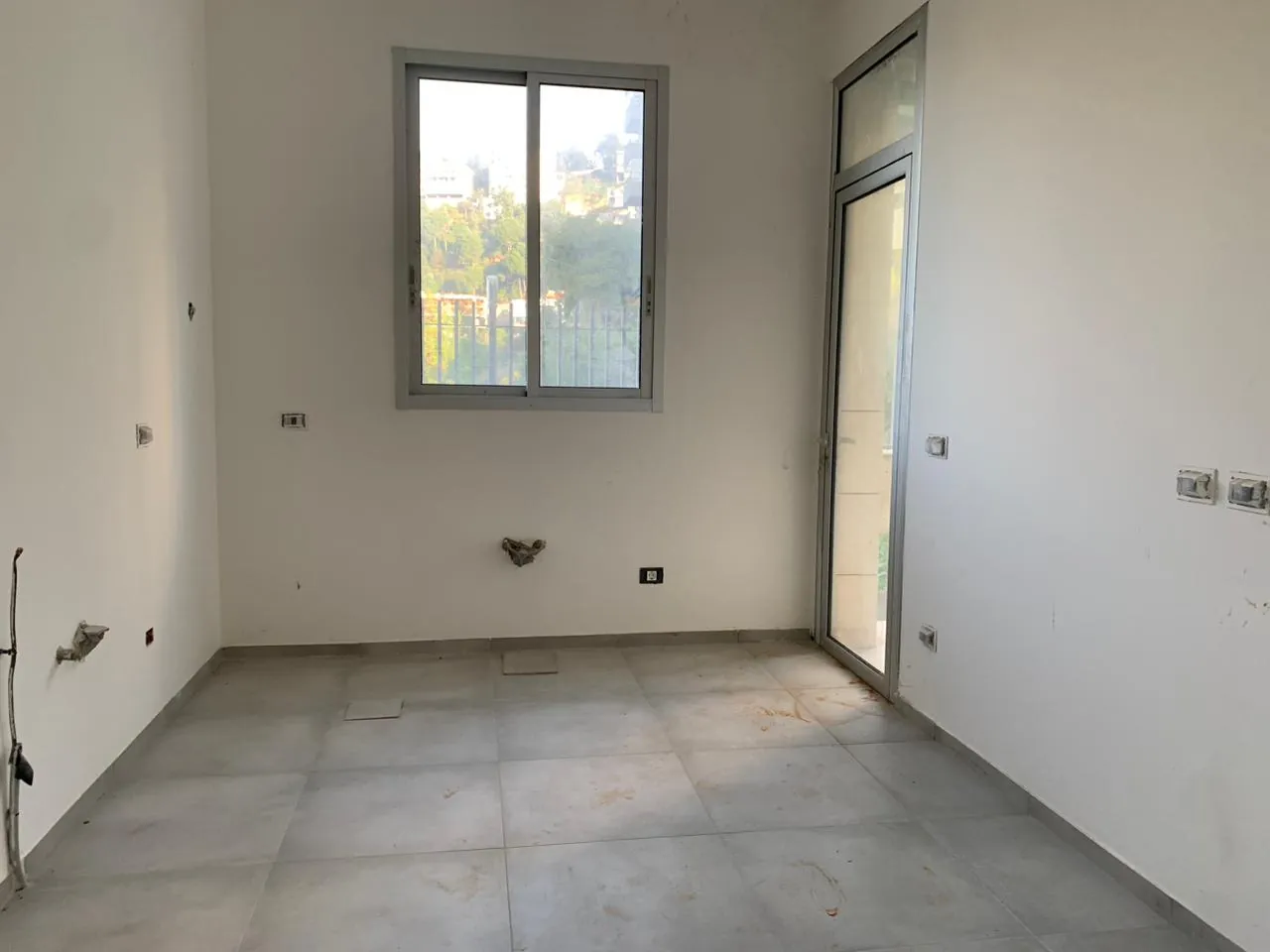 Spacious Apartment With Garden for Sale In Monteverde — الصورة 4