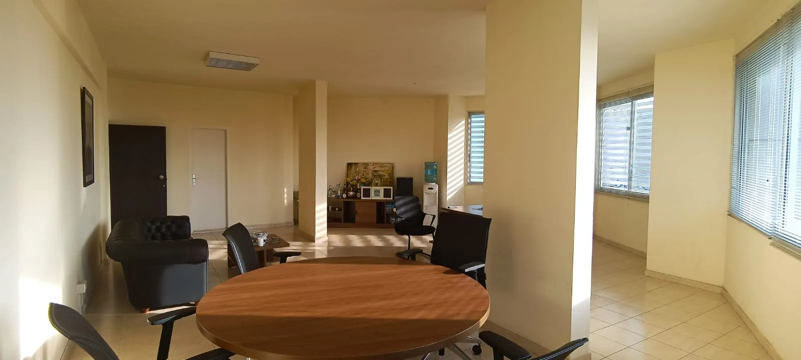Office for Rent In A Prime Location In Zouk Mosbeh — الصورة 3