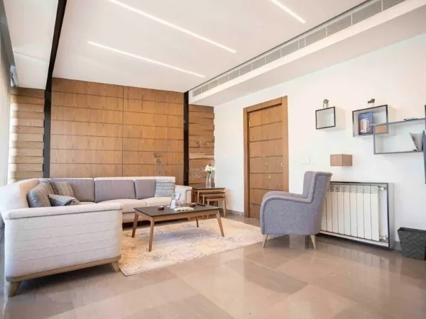 3-Bedroom Apartment with Terrace for Rent In Achrafieh, Sioufi — الصورة 2