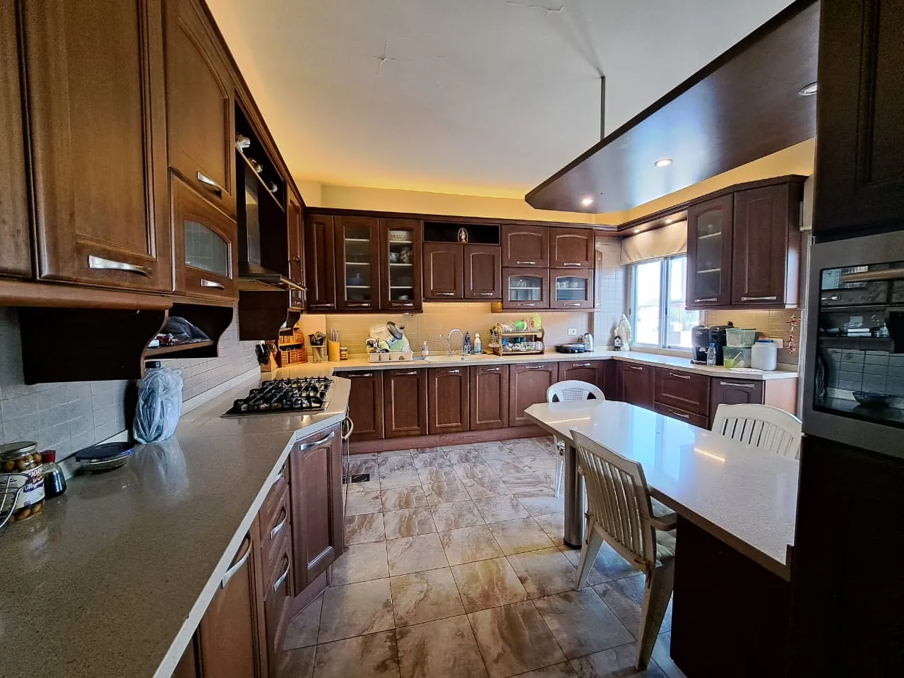 Spacious Apartment for Sale in Bouchrieh — الصورة 4