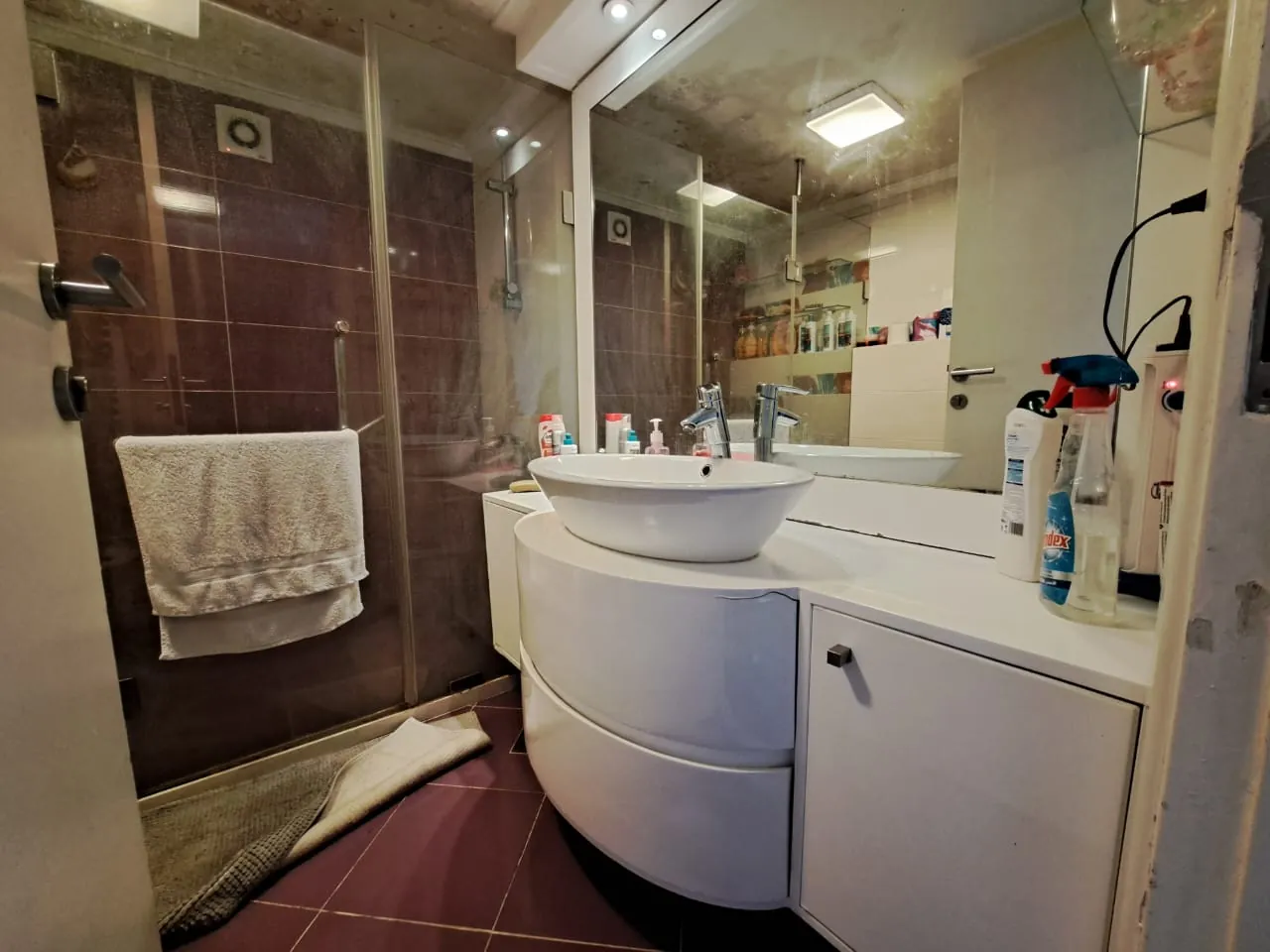 Spacious Apartment for Sale in Bouchrieh — الصورة 9
