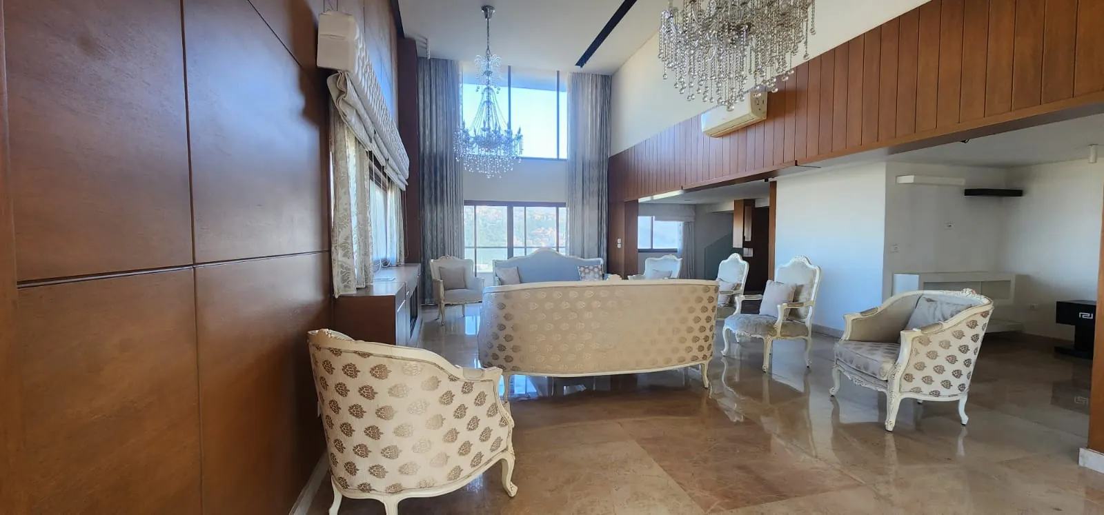 Spacious Fully Furnished Duplex With Great View for Sale In Louaize — الصورة 8