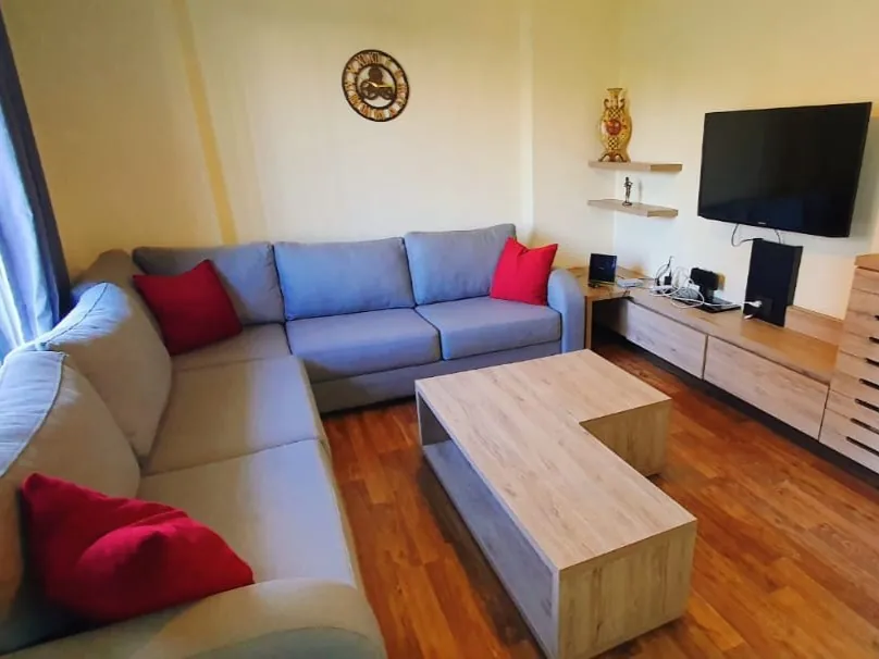 Furnished 3-Bedroom Apartment for Rent in Sioufi, Achrafieh — الصورة 3