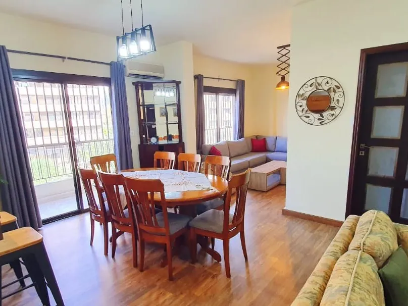 Furnished 3-Bedroom Apartment for Rent in Sioufi, Achrafieh — الصورة 4