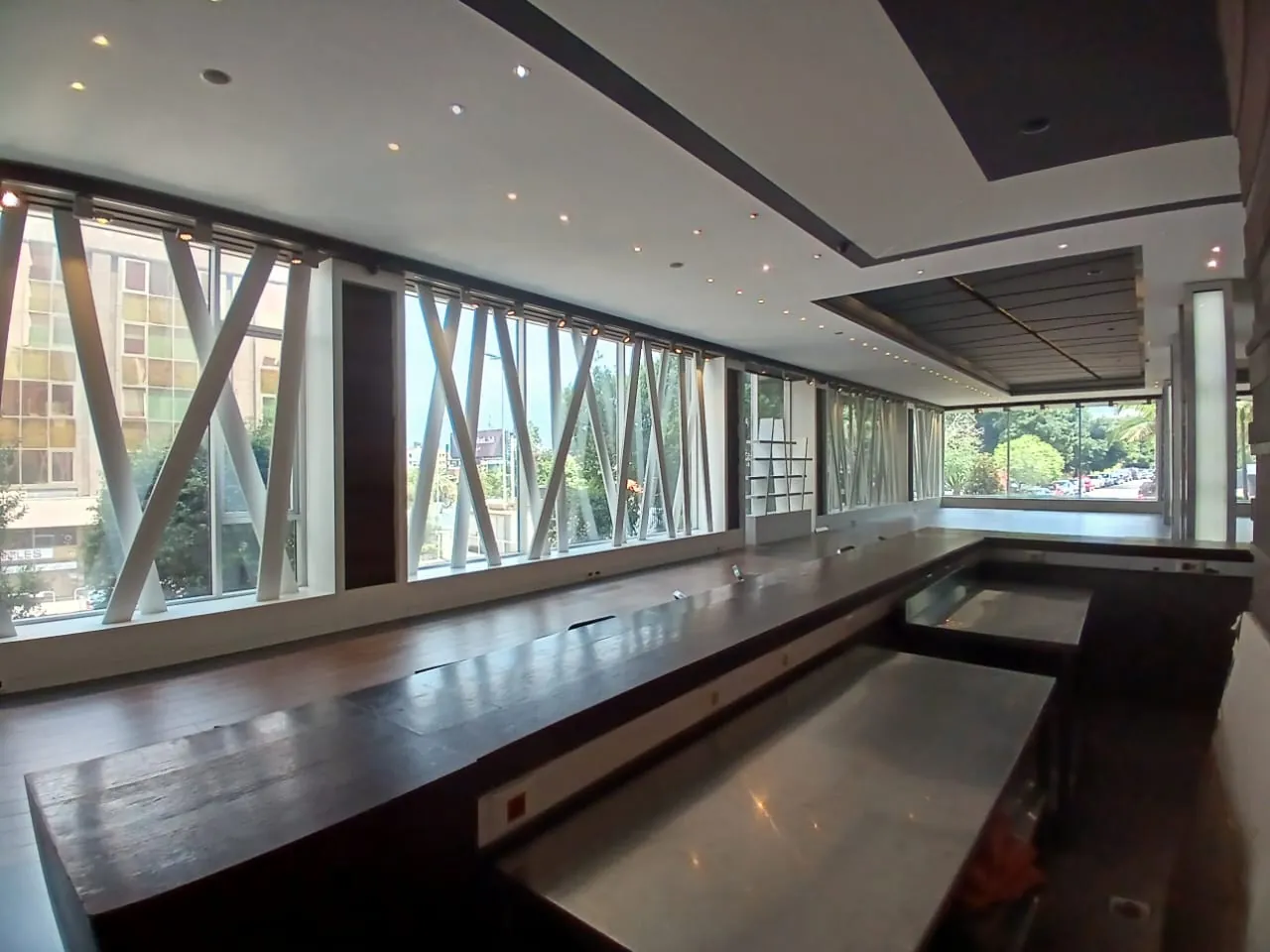 A Luxurious Spacious Lounge for Rent In Horsh Tabet — الصورة 7