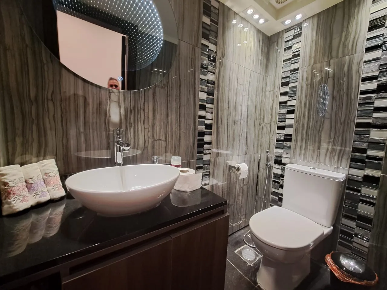 Well-Decorated Apartment For Sale in A Prime Location In Naccache — الصورة 5