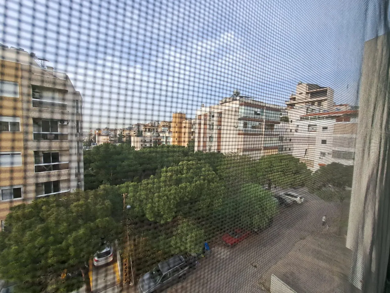 Well-Decorated Apartment For Sale in A Prime Location In Naccache — الصورة 6
