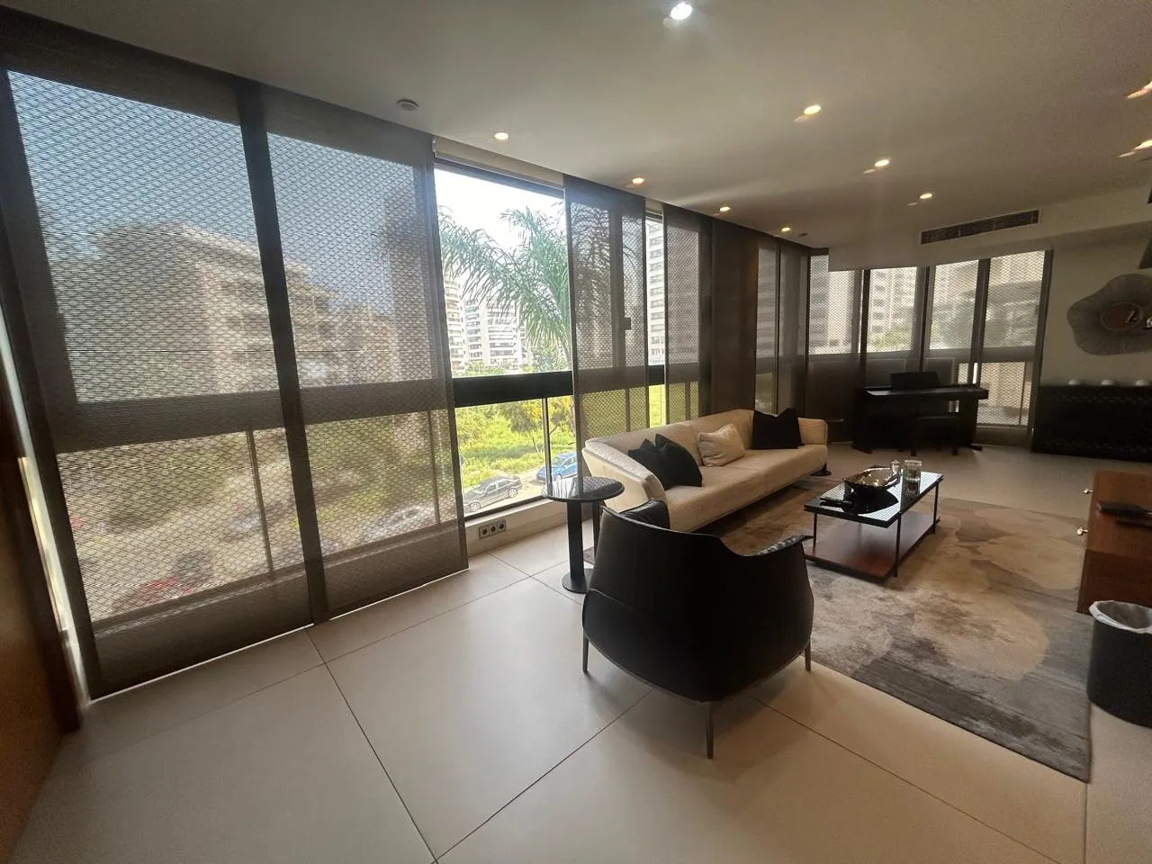 Beautiful Unfurnished 4-Bedroom Apartment for Sale In Jnah — photo 3