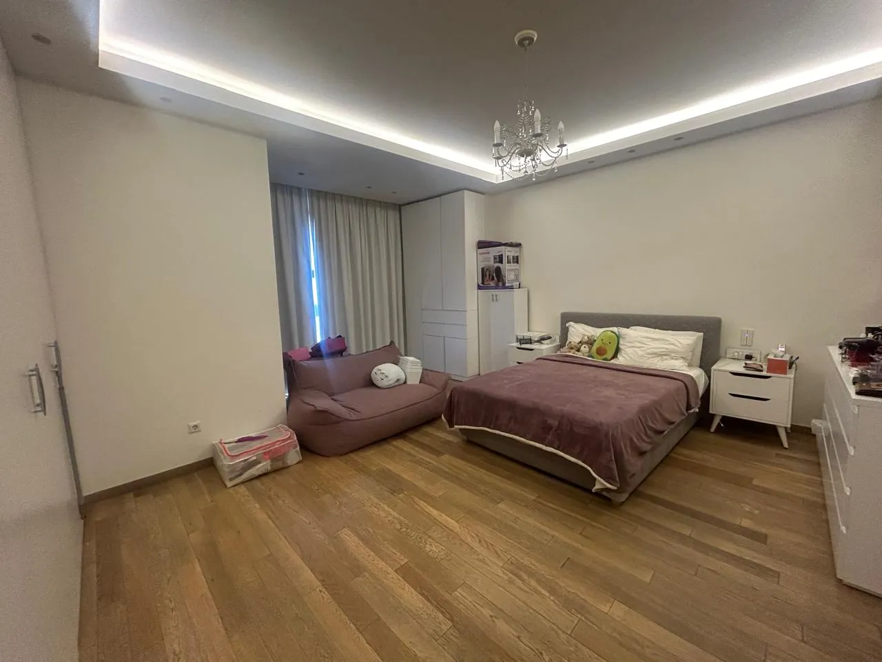 Beautiful Unfurnished 4-Bedroom Apartment for Sale In Jnah — photo 9