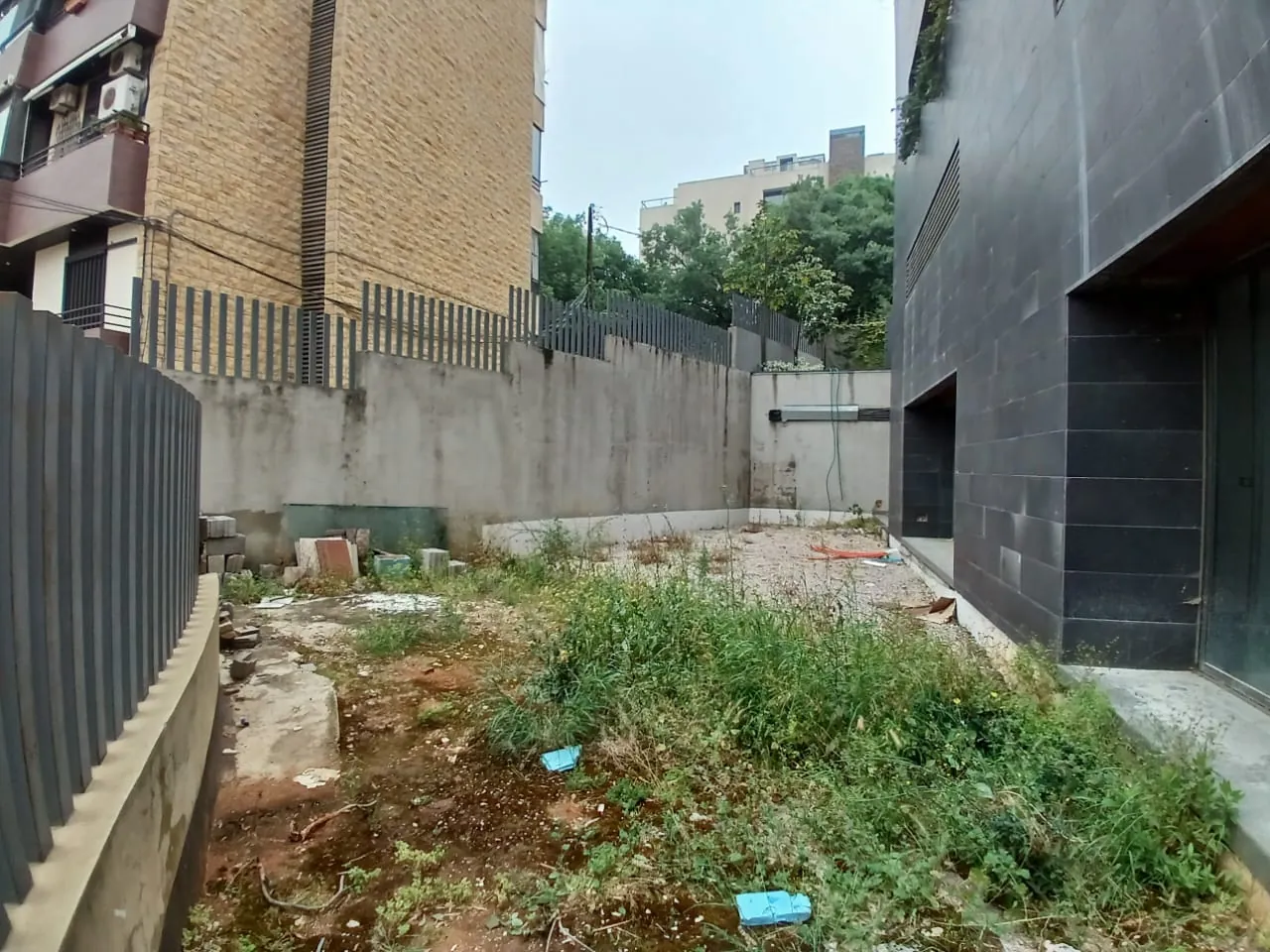 Spacious Apartment With Terrace And Garden for Sale in Biyada — الصورة 4